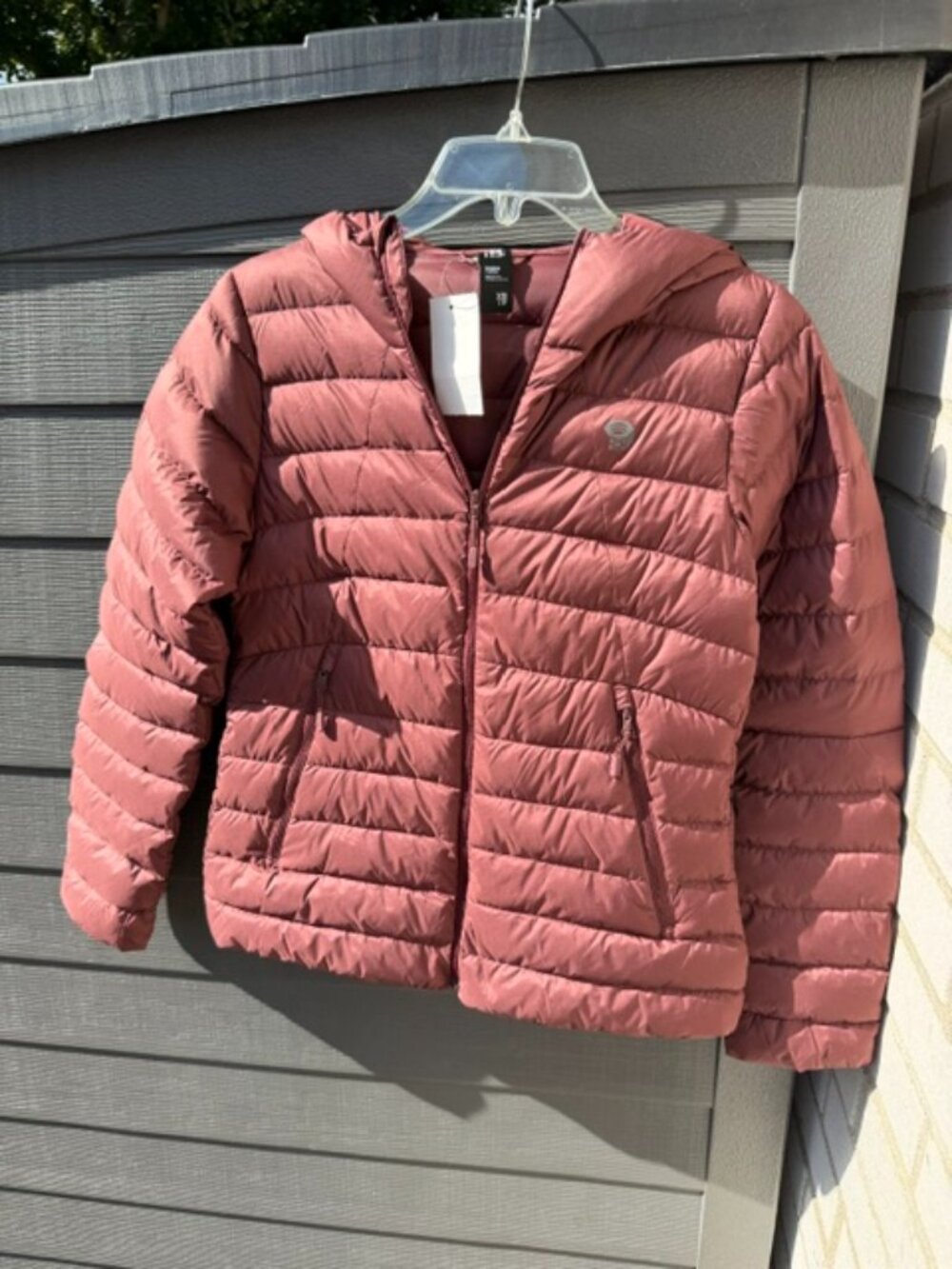 Mountain Hardwear Women's Hooded Puffer Jacket - Burgundy